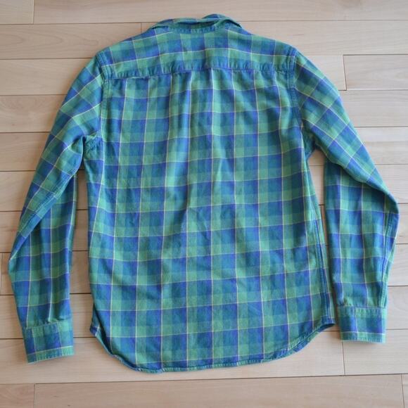 Fossil Flannel Button Down Shirt Plaid Size Small - Picture 3 of 4